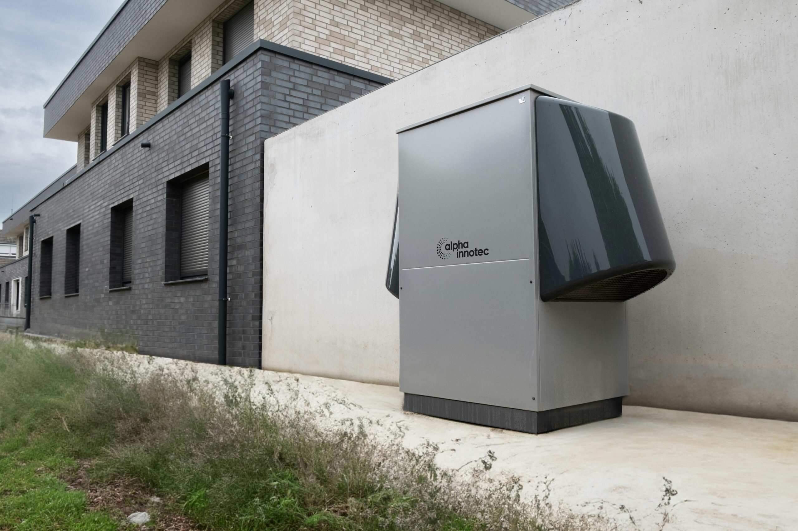Wie verläuft die Installation einer Erdwärmepumpe im Neubau?