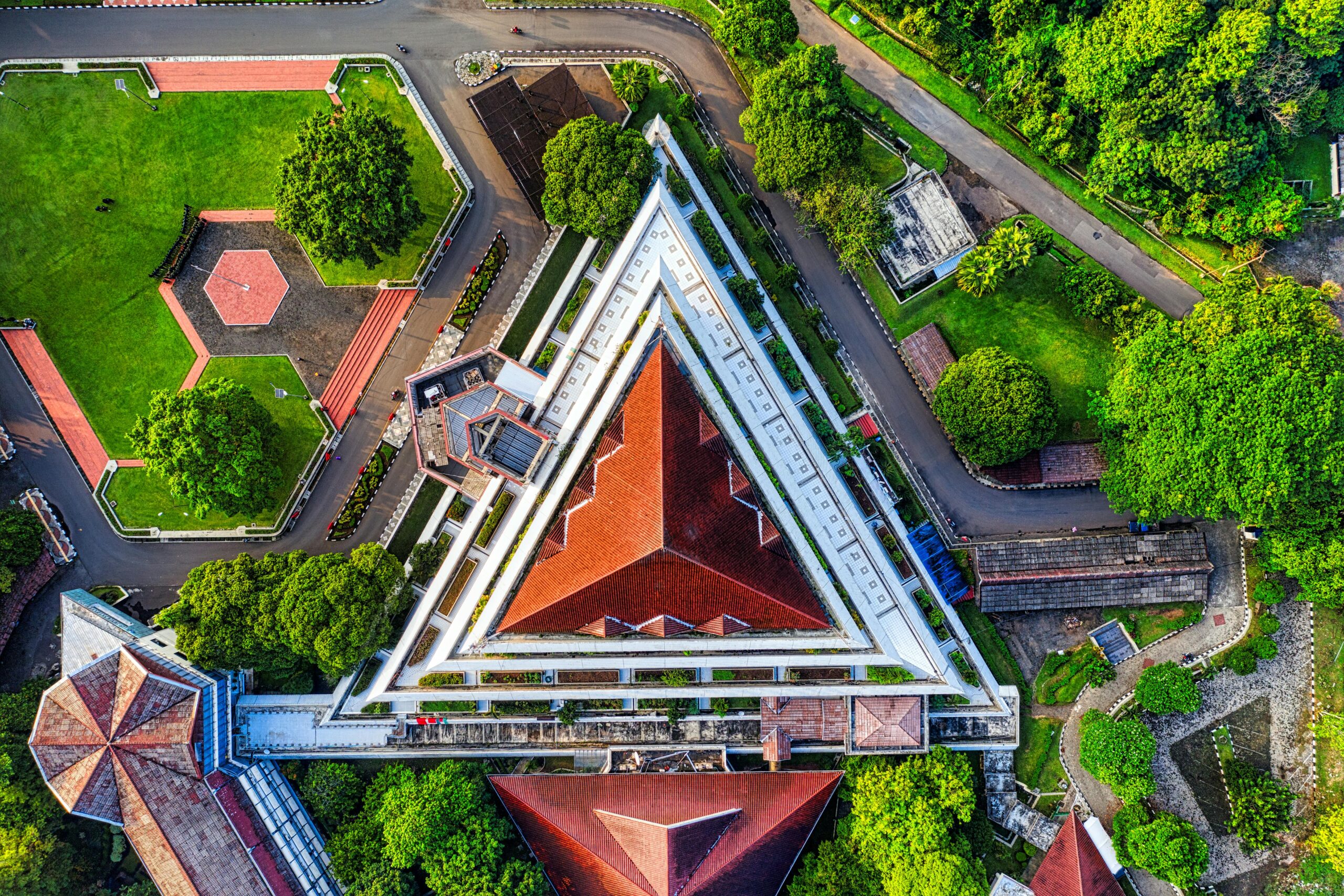 Wie läuft die Planung einer Dachbegrünung beim Neubau ab?