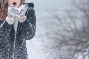 Wie vermeide ich Bauschäden durch Frost im Winter